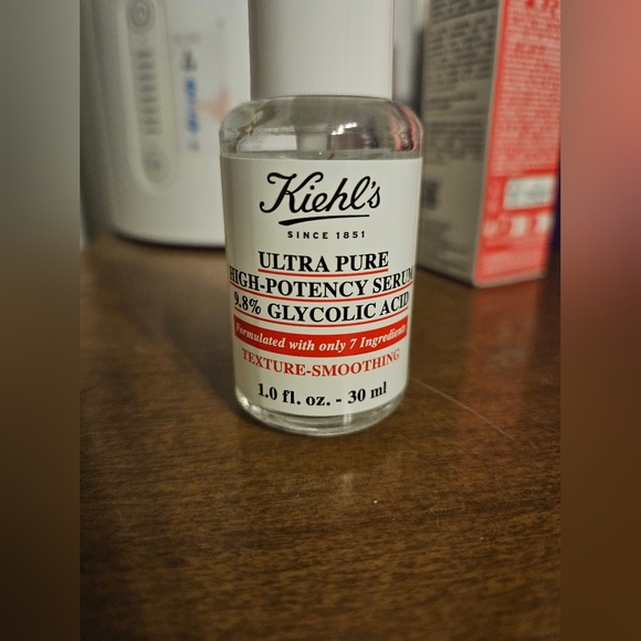 Kiehls Glycolic Acid With Box - Picture 4 of 4